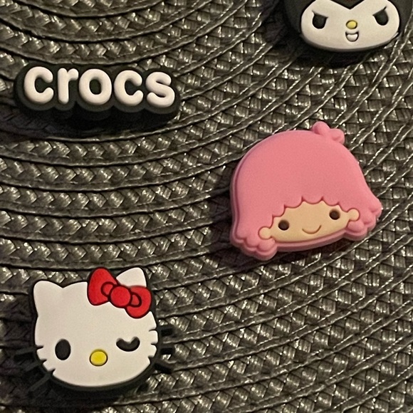 8pcs Sanrio Character Croc Charms - Picture 7 of 9